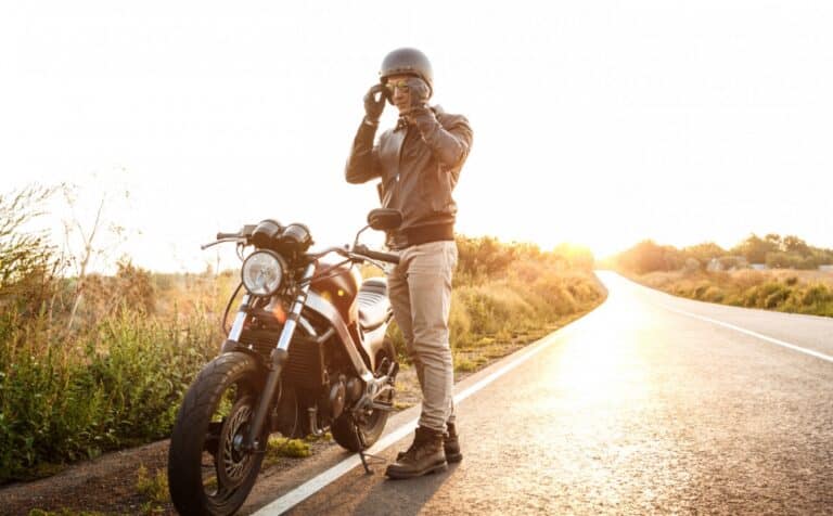 Motocyklista Traci ycie W Kolizji Z Samochodem Pod Warszaw motocyklista-traci-ycie-w-kolizji-z-samochodem-pod-warszaw