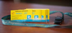 ParkujLec.pl - bezpieczny parking przy Okęciu